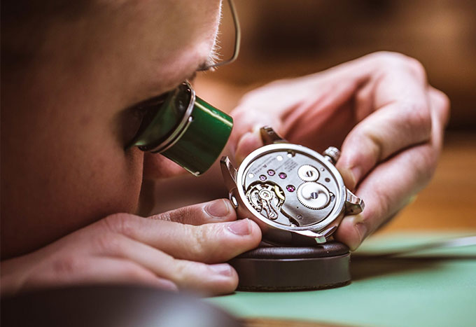 Classic Minimalistic Watches on Wrist Close Up Free Stock Photo | picjumbo